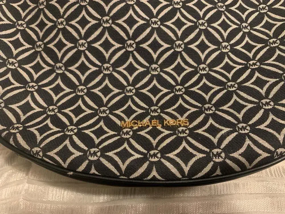 Michael Kors Dover Large Half Moon Shoulder Bag in Signature Jacquard Black/Wht